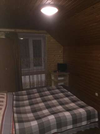 Гостевой дом Сонячні Карпати Славское Шале-15
