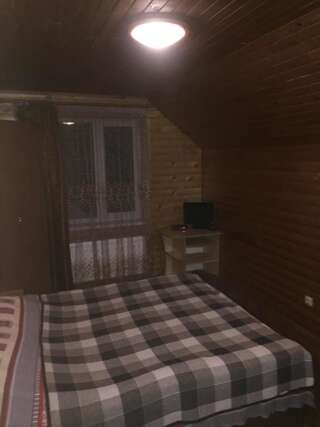 Гостевой дом Сонячні Карпати Славское Шале-24